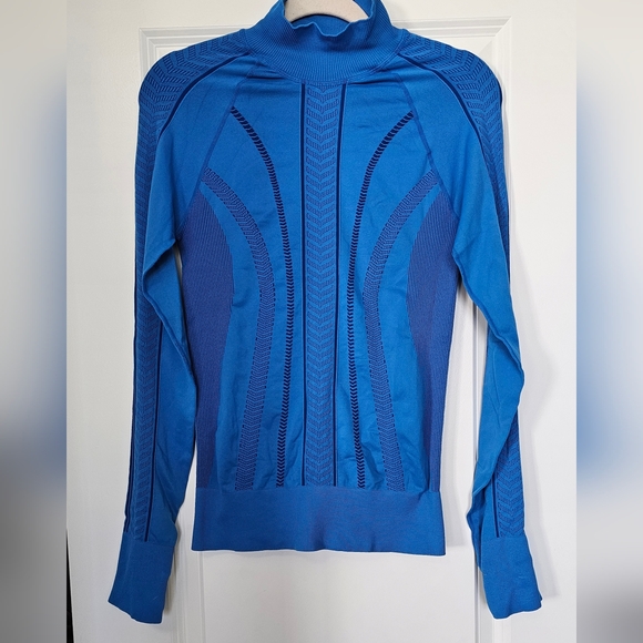 Zella Tops - Zella Seamless Athletic Pullover Top Women’s Blue Long Sleeve Thumbholes